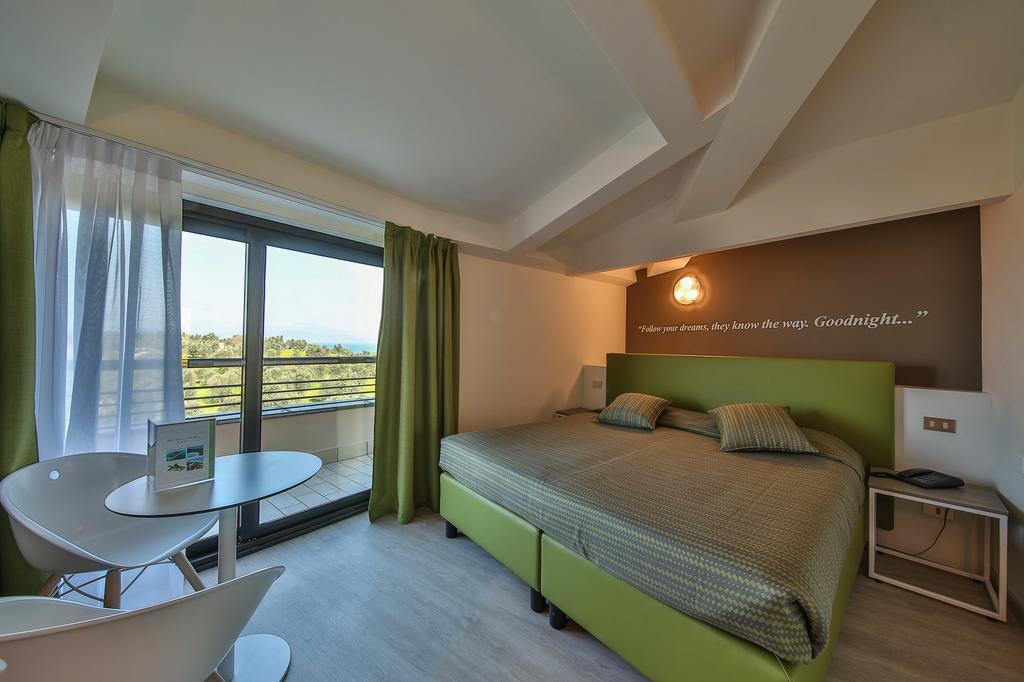 Ideal Sirmione